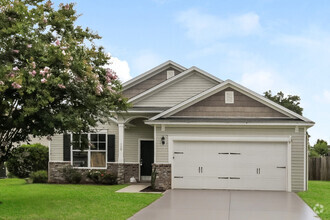 Building Photo - 120 Hyrne Dr