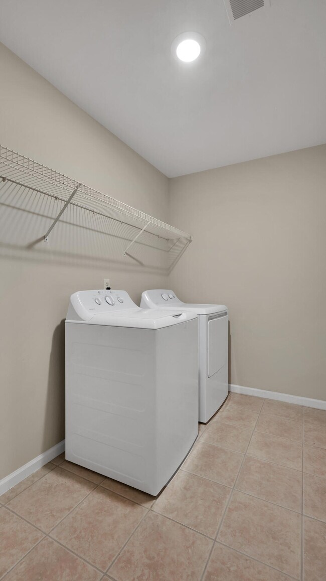Building Photo - 56131 Stoney Pl Ln