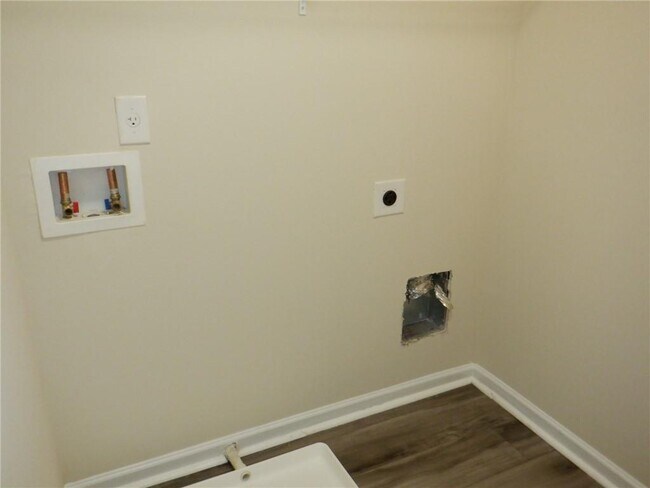 Building Photo - 1522 Iris Walk