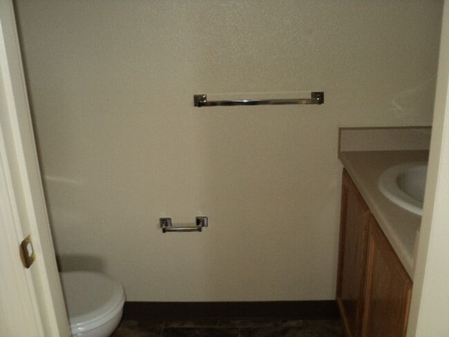 Interior Photo - 1301sway