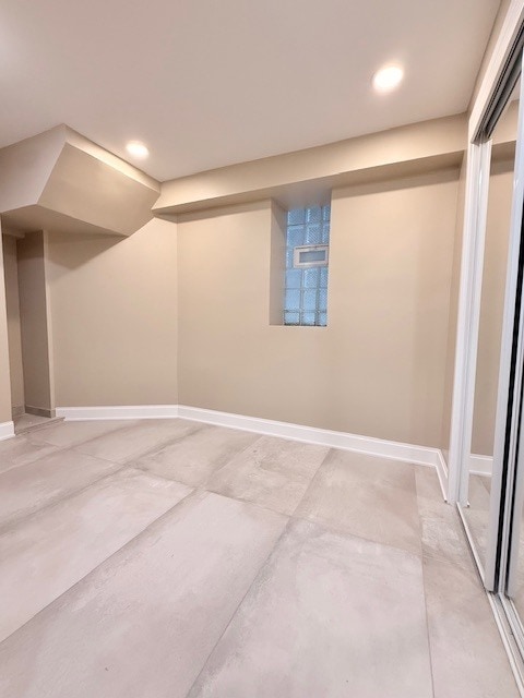 Building Photo - 2140 W Monroe St