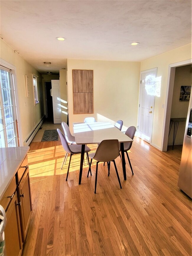 Building Photo - ****Cumberland Single Family – $2,795****