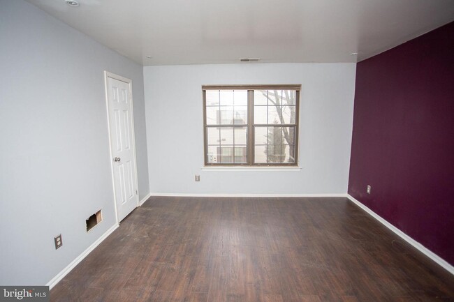 Building Photo - 40B Sumac Ct