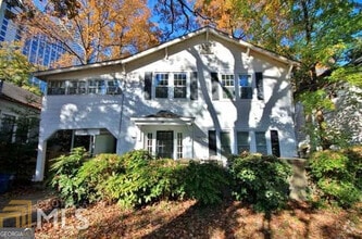 Building Photo - 32 Highland Dr NE