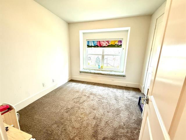Building Photo - 4878 Limousine Ln