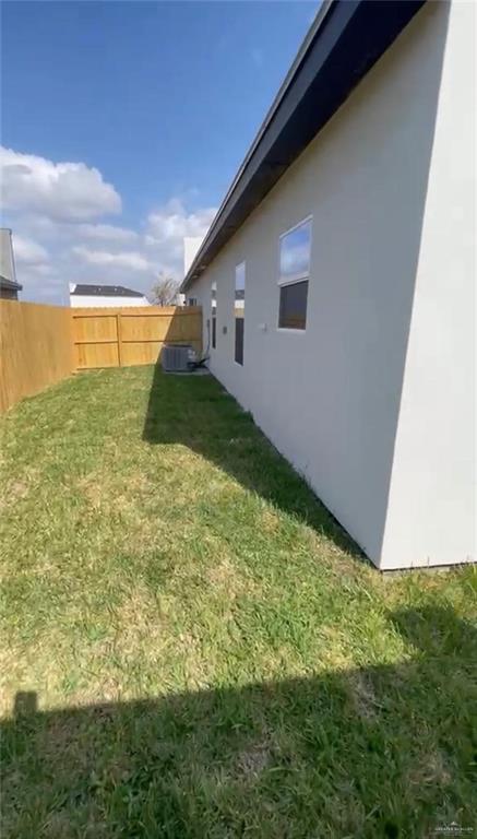 Building Photo - 18 N 43rd St