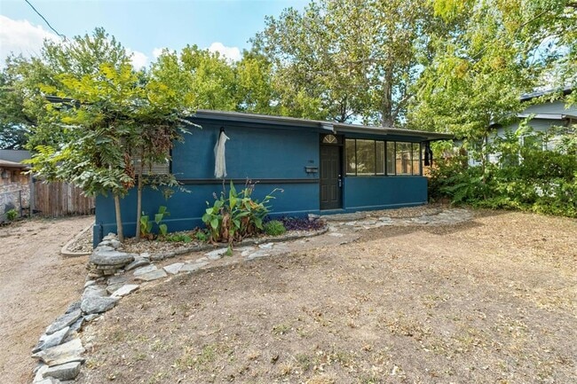 Primary Photo - 1713 Hether St