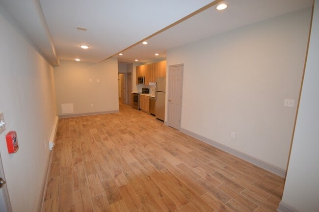 Building Photo - 1948 E York St