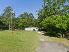 Building Photo - 276 S Dugger Ave