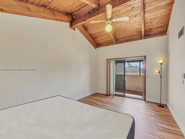 Building Photo - 2701 SW 58th Manor