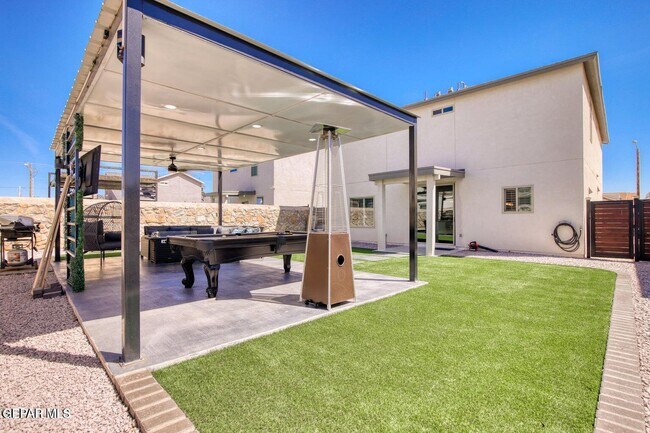 Building Photo - 12257 Desert Dove Ave