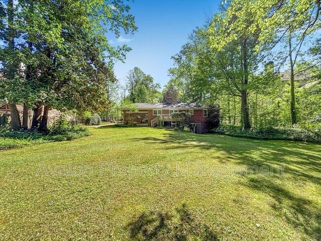 Building Photo - 6058 Harleston Rd NE