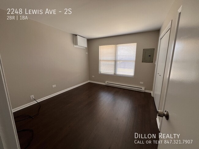 Building Photo - 2248 Lewis Ave