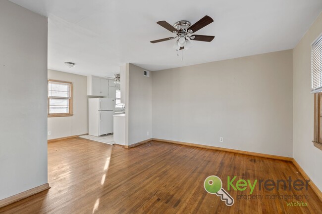 Building Photo - MOVE-IN SPECIAL – $625 off 1st Month Rent!...