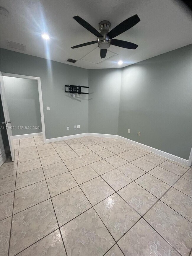 Building Photo - 603 NW 97th St