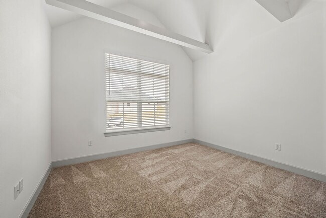 Building Photo - 1509 Padova Ave