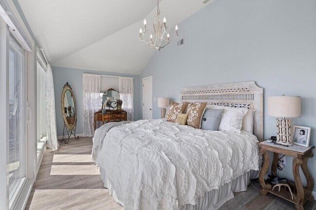 Building Photo - 30 Annapolis Way