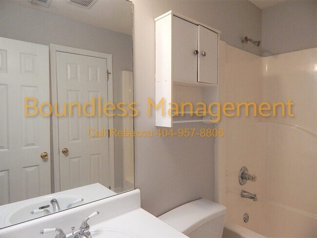 Building Photo - Near East Atlanta and Seconds from I-20 - ...
