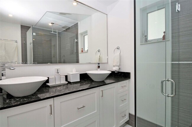 Building Photo - 14270 SW 74th St