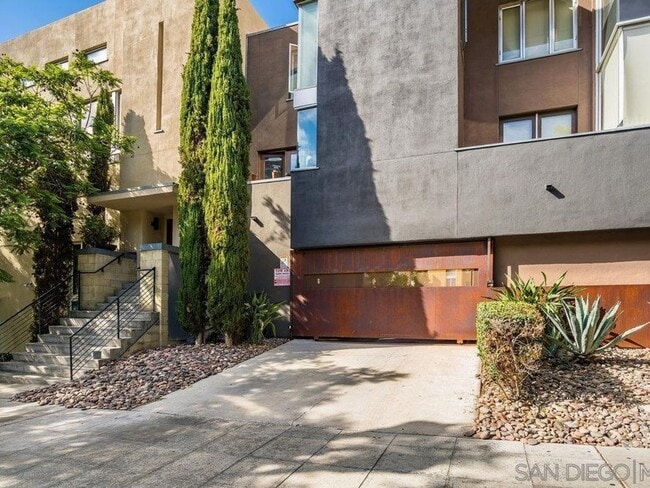 Building Photo - 1601 Kettner Blvd