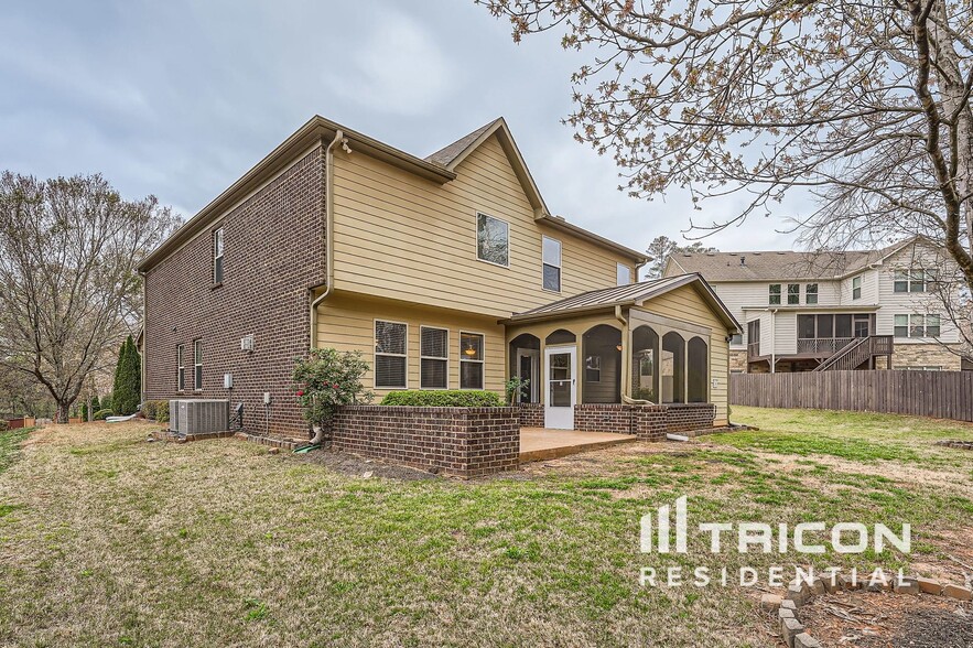 Building Photo - 4884 Sydney Lane