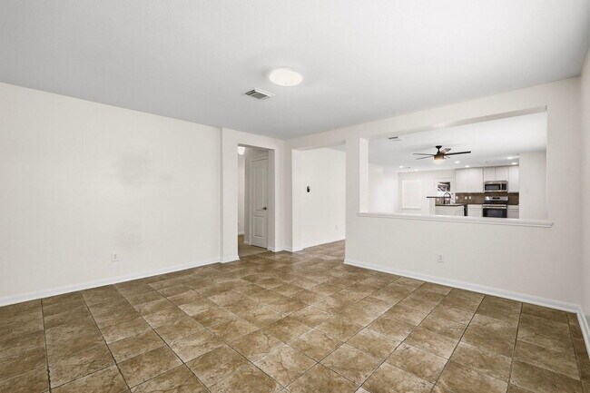 Building Photo - 7719 Serene Wood Ln