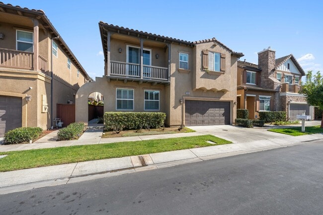 Building Photo - 9204 S Nobel Way