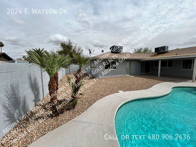 Building Photo - 2024 E Watson Dr