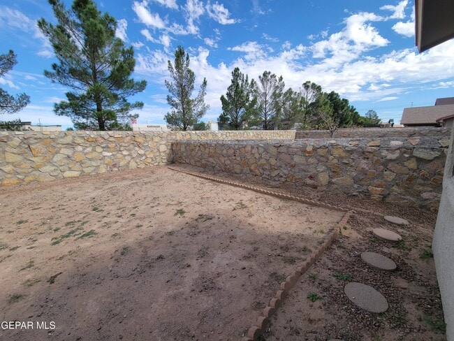 Building Photo - 5777 Rick Husband Dr