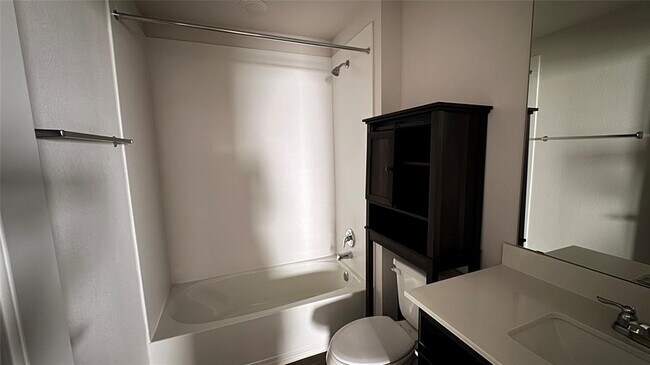 Building Photo - 408 Frogmore Lp
