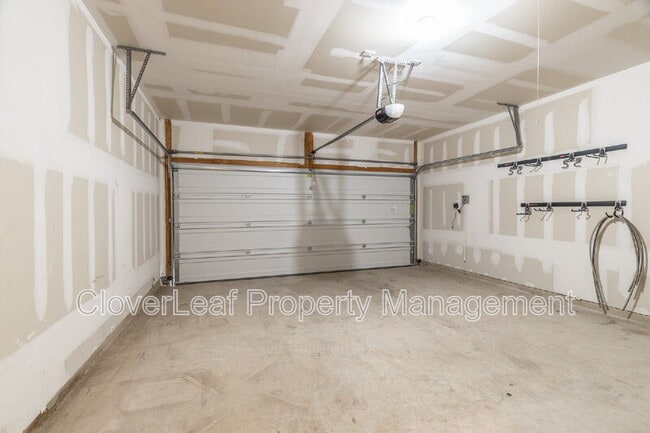 Building Photo - 12119 Sugarberry Way