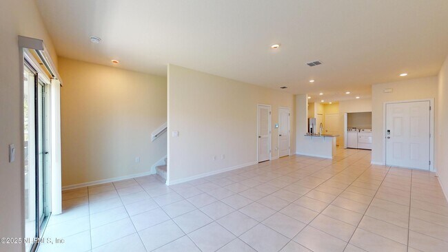 Building Photo - 67 Oarsman Xing Dr