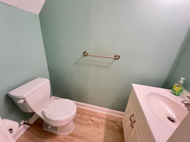 Building Photo - Newly renovated 3-bedroom, 2.5-bath home in Philadelphia’s Art Museum area