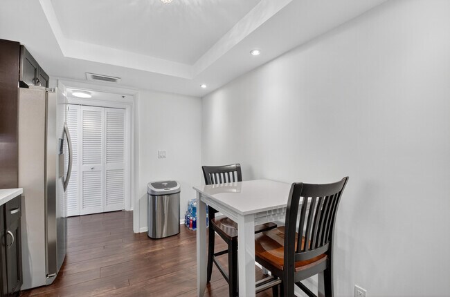 Building Photo - 4750 S Ocean Blvd