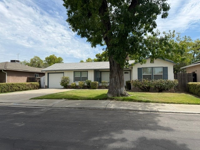 Building Photo - 1514 Maplewood Dr