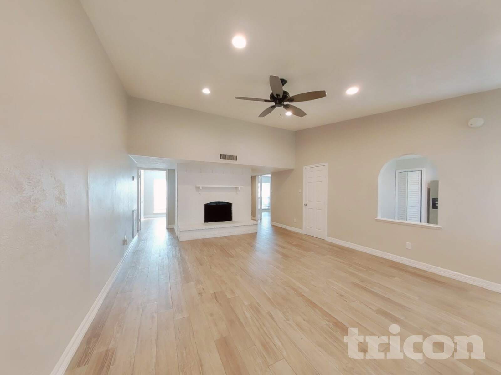 Building Photo - 6127 Larchbrook Dr