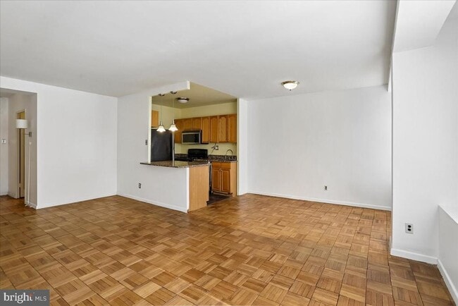 Building Photo - 2475 Virginia Ave NW