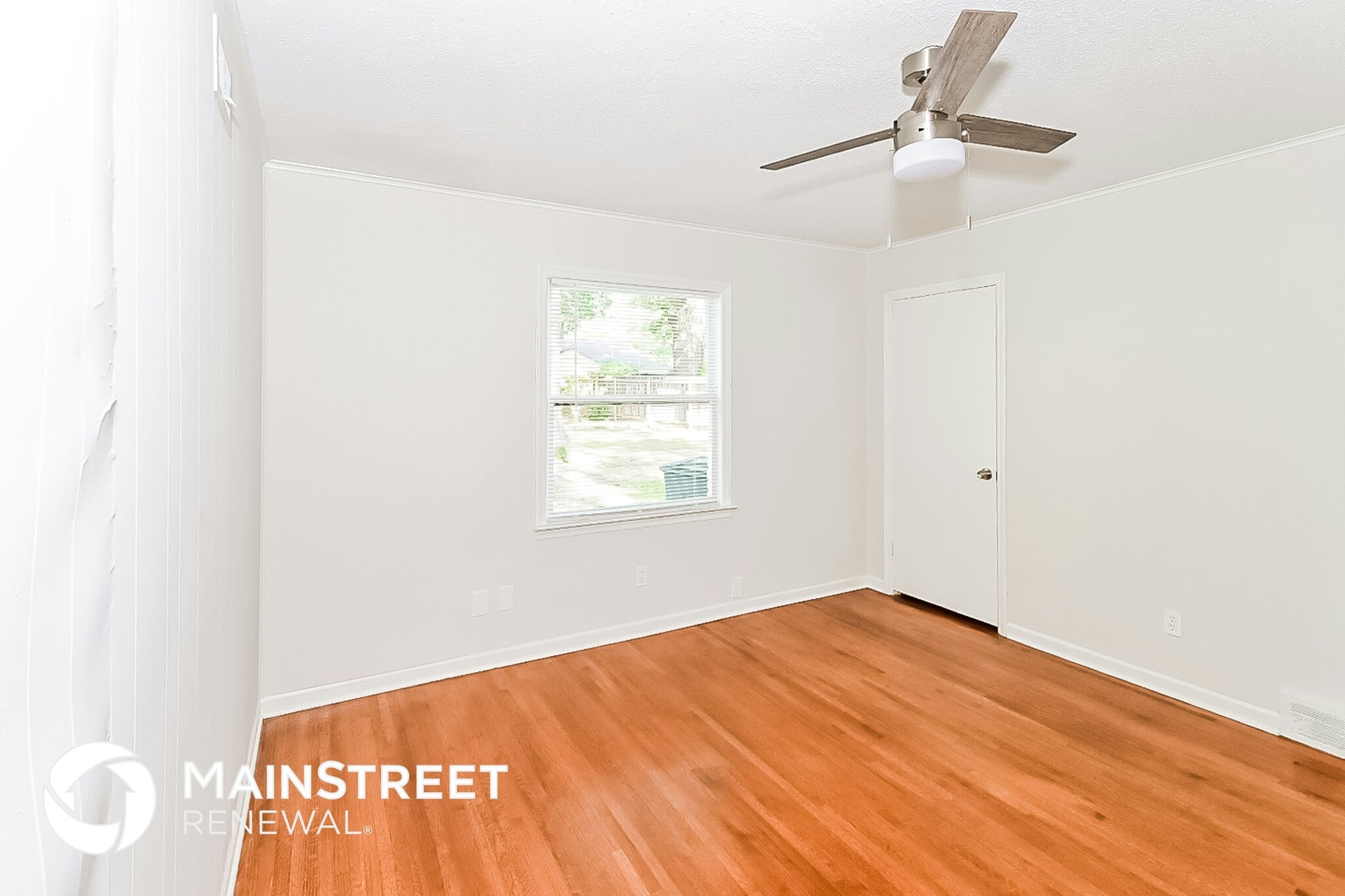 Building Photo - 3069 Basswood St