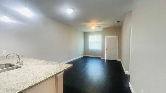 Building Photo - 1645 Cumin Dr