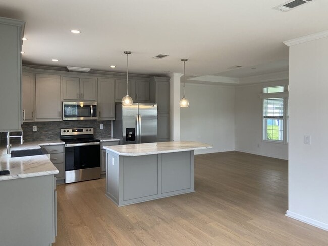 Building Photo - 7300 20th St