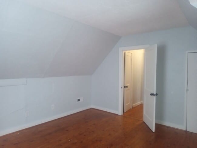 Building Photo - 707 Rothesay Rd