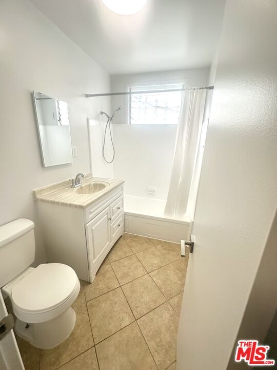 Building Photo - 8360 Blackburn Ave