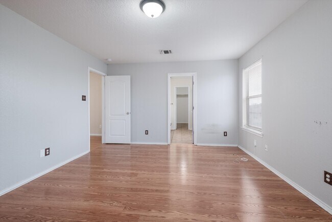 Building Photo - 6634 Poseidon Way