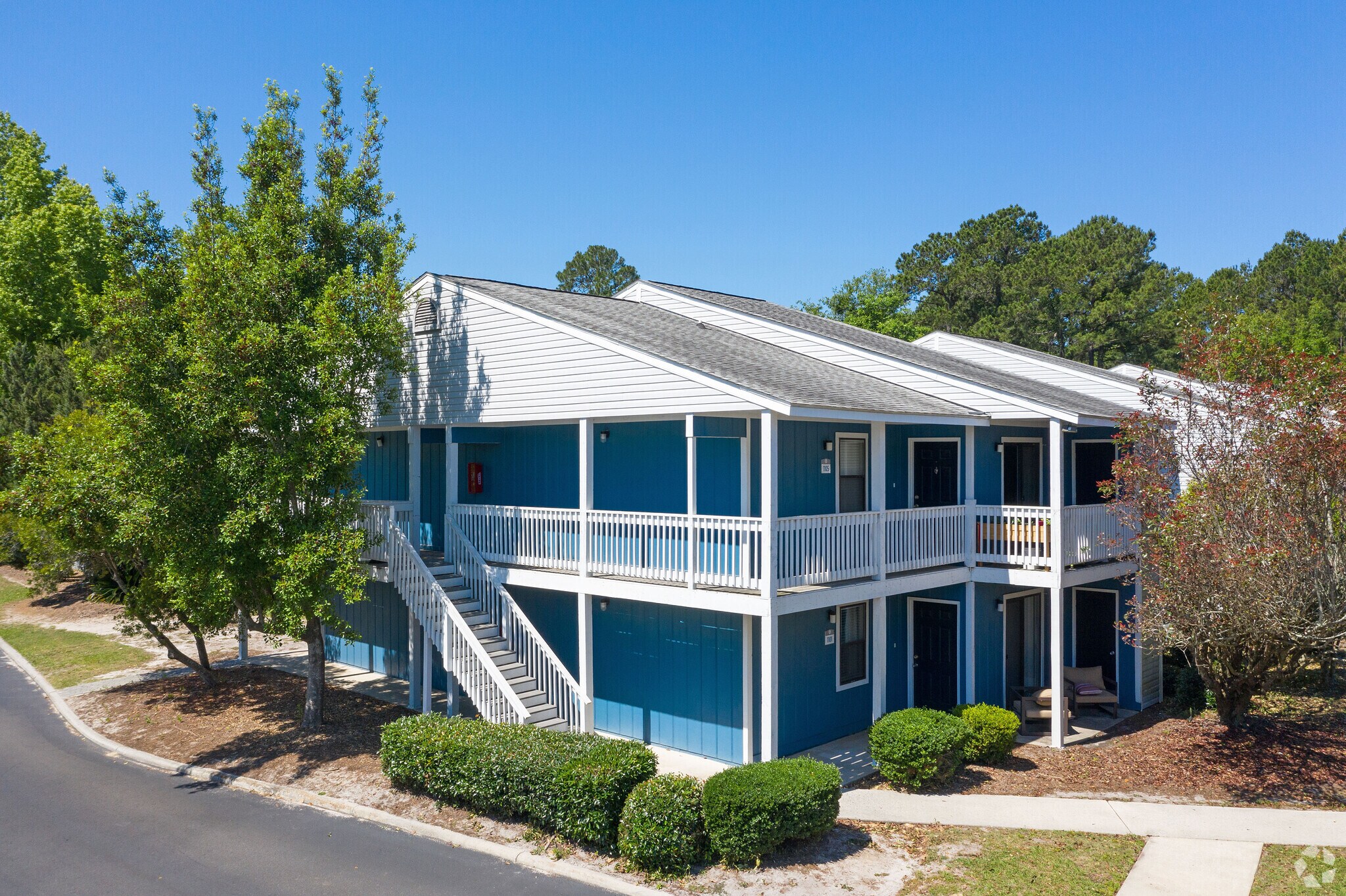 Building Photo - Azure Cove