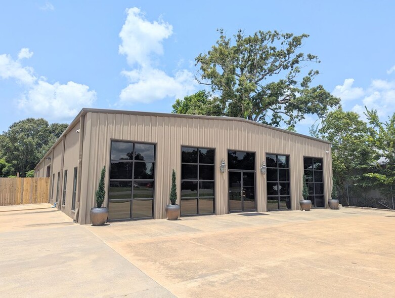 Primary Photo - 4211 Sterlington Rd