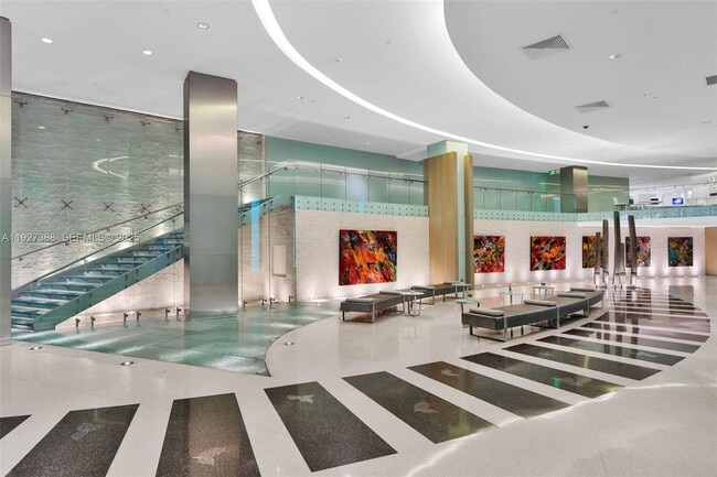 Building Photo - 92 SW 3rd St