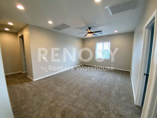 Building Photo - 11769 W Mobile Ln