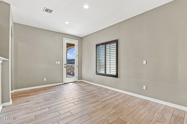 Building Photo - 14182 Peyton Edwards Ave