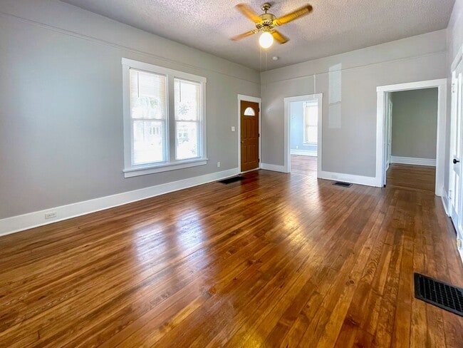 Building Photo - Beautiful historic 3BR/2BA Home