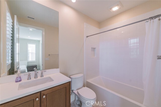 Building Photo - 58 Longchamp